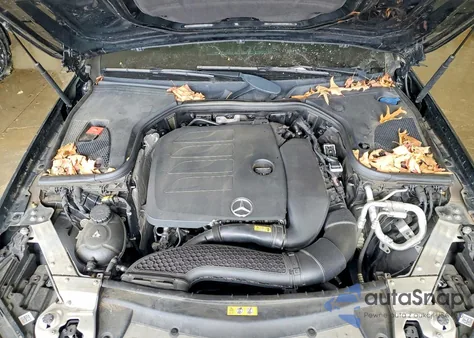 2020 Mercedes-Benz E 350 z USA, uszkodzony, nr VIN WDDZF8DB3LA738024